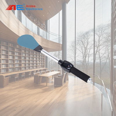 UHF Handheld Reader uR-Pan ISO18000-6C EPC Gen2 UHF พร้อม WIFI Bluetooth การสื่อสาร USB อินเตอร์เฟซจอ LCD